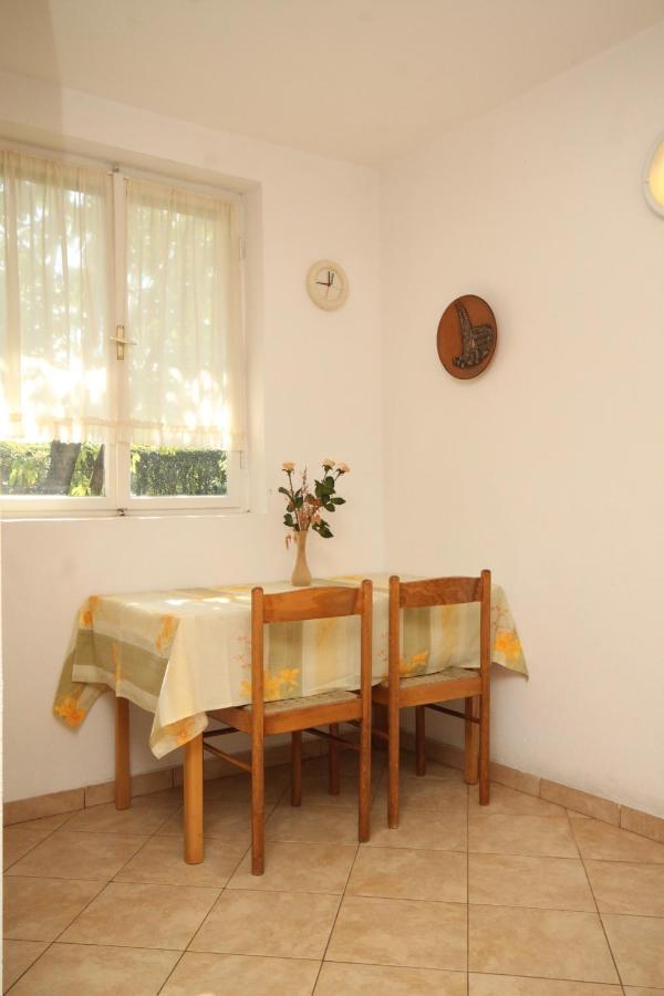 Apartment With A Parking Space - 7171