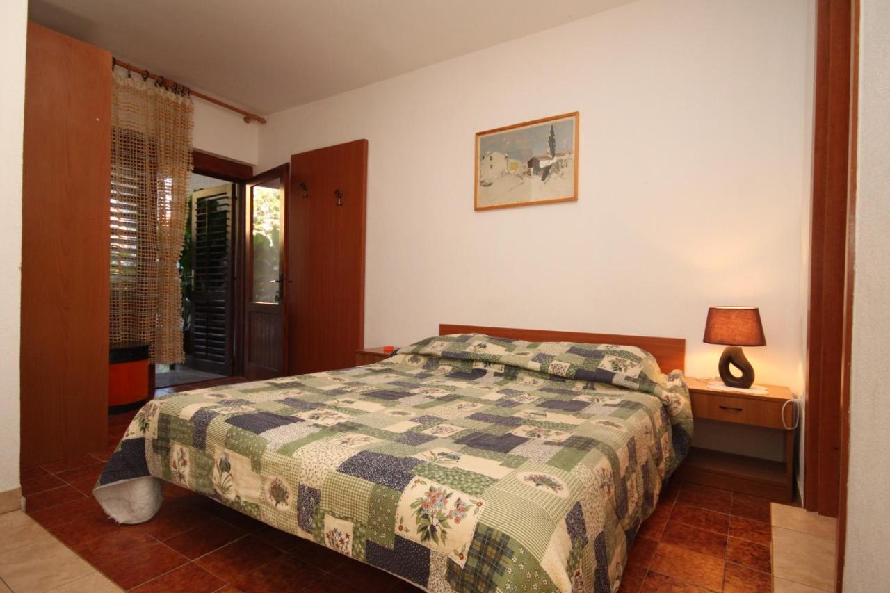 With A Parking Space - 7171 Umag